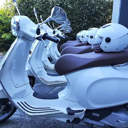 Angolo Con Vista Varenna